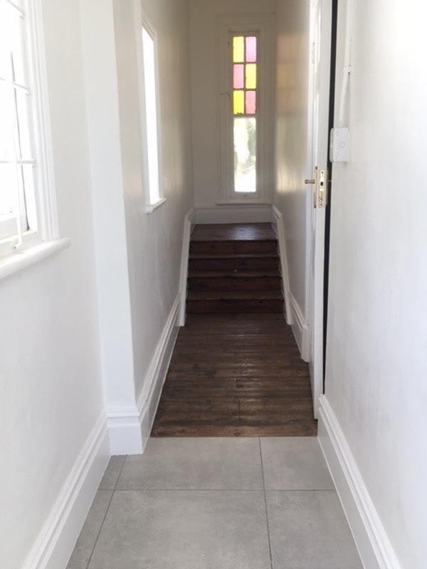To Let 1 Bedroom Property for Rent in Rondebosch Western Cape